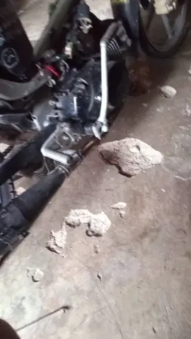 hehe maap ya buat tukang lasnya