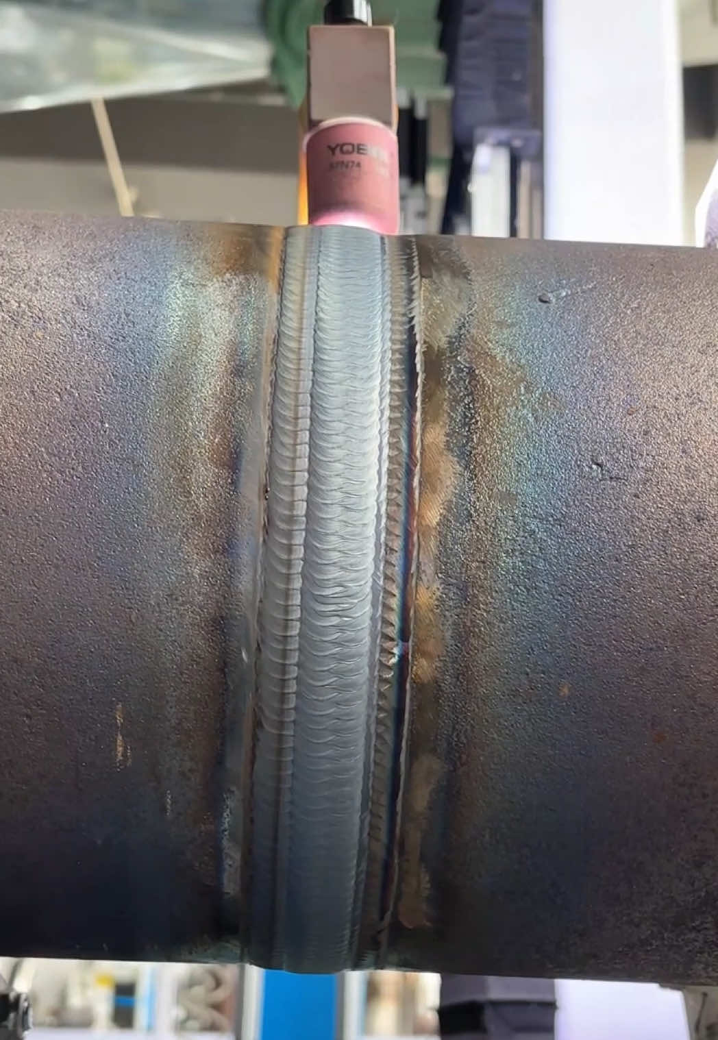Thick-wall pipe automatic TIG welding Автоматическая аргонодуговая сварка толстостенных труб Soldagem TIG automática de tubos de parede espessa Soldadura TIG automática de tuberías de pared gruesa Kalın cidarlı boru otomatik TIG kaynağı #Pipeline #weldinglife #TIG #Pressure #Assembly #Tube #weld #weldingmachine 