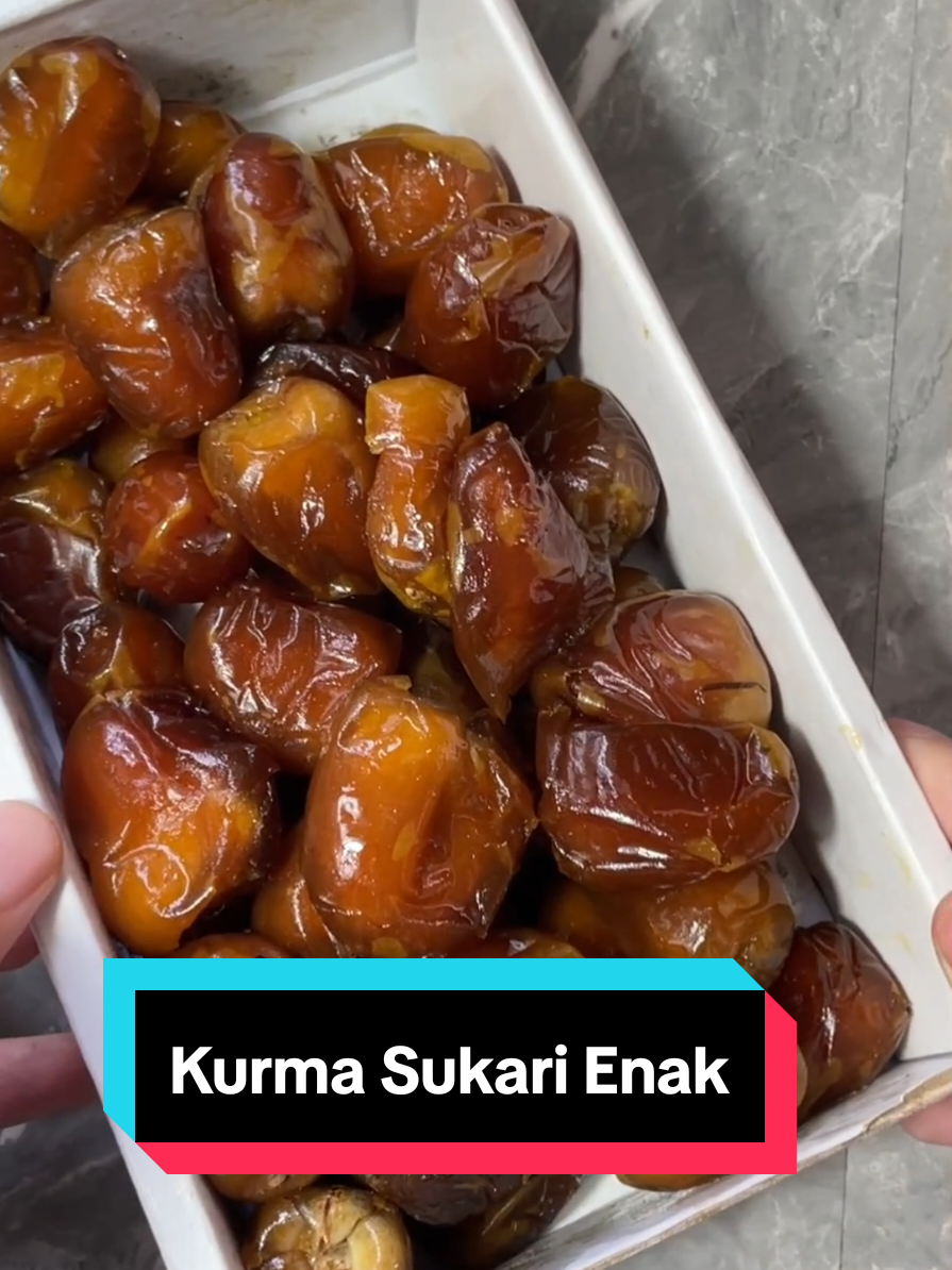 Rekomendasi kurma yang rasanya enak, manis, dan harganya murah, kurma sukari dari safiya #kurmasukari #datesfruit #kurmamurah #sukarikurma #ModalKontenDoang 