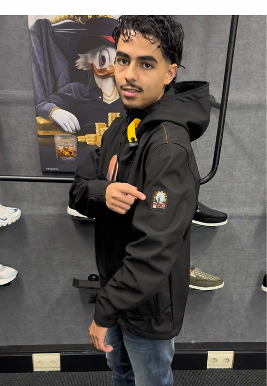 Parajumpers: Of het nu regent of waait — jij blijft fresh. #fyp #fy 