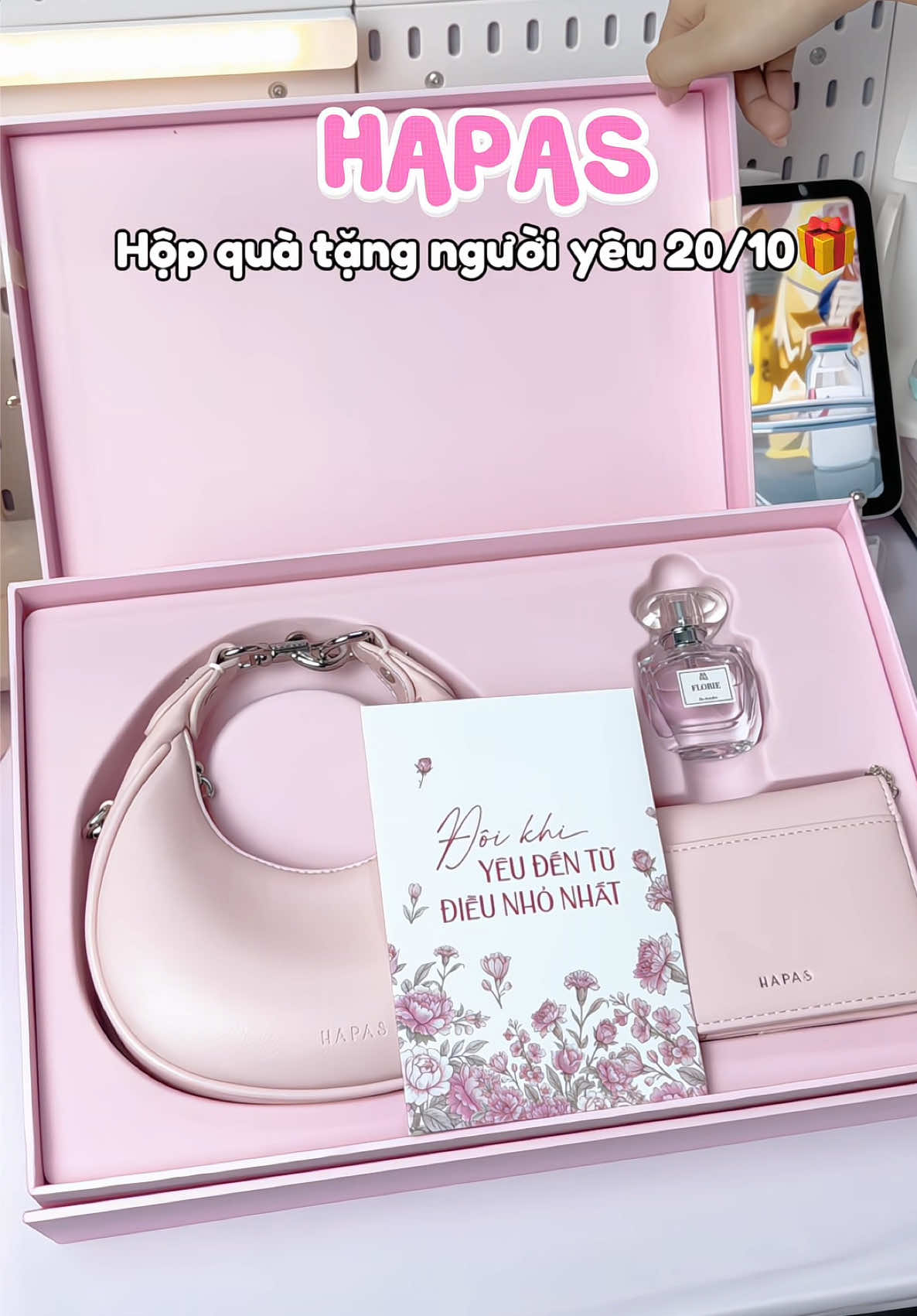 Sét quà tặng 20-10 ngọt ngào tinh tế đến từ nhà HAPAS 💞 #HAPAS #yeutudieunhonhat #quatang20_10 #quatangnguoiyeu #tuixachhapas 