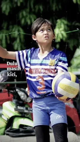 kalo kata mas @Voligram Store, arimbi ni wonderkid🤩🫰🏻 siapa yang tau arimbi pakai sepatu voli FIXCH apaa? #FIXCH #FIXCHSports #ConquerYourLimit