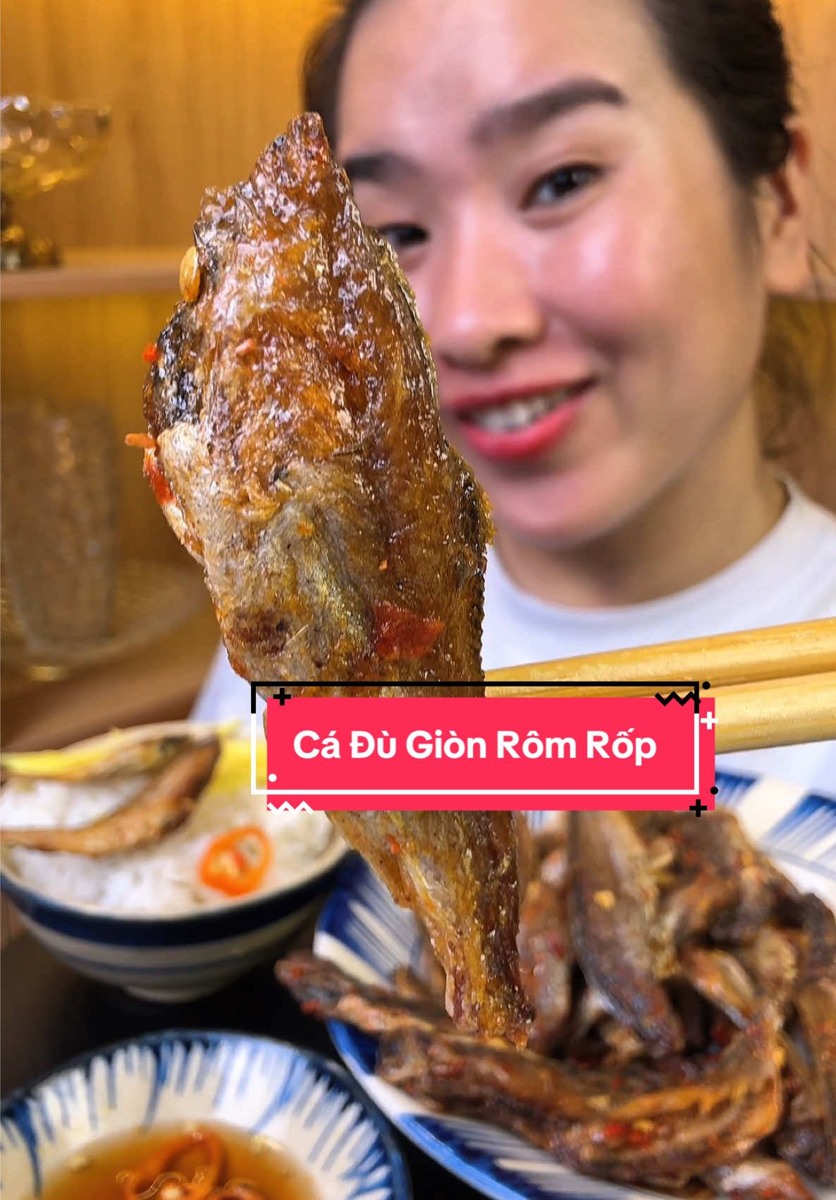 Khoái ăn cá lắm luôn mà sợ xương, sợ tanh, còn ngại chế biến thì thử cái món cá đù giòn rơm rớm nuốt luôn xương này đi mấy bà #tiktokawards #bepcuagiao #mukbang #cadu1nang #cadugionromrop #vietessence 