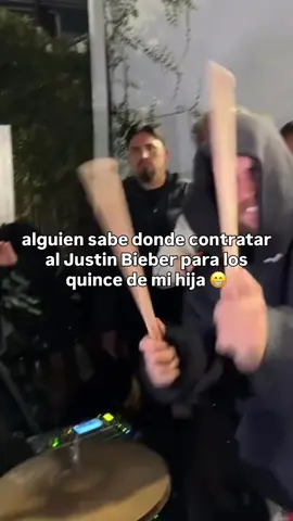 Para entrar con la banda y con Justin Bieber 😅😭👀 #mercedphotography  #quinceañera #xvaños #justinbieber #fyp 