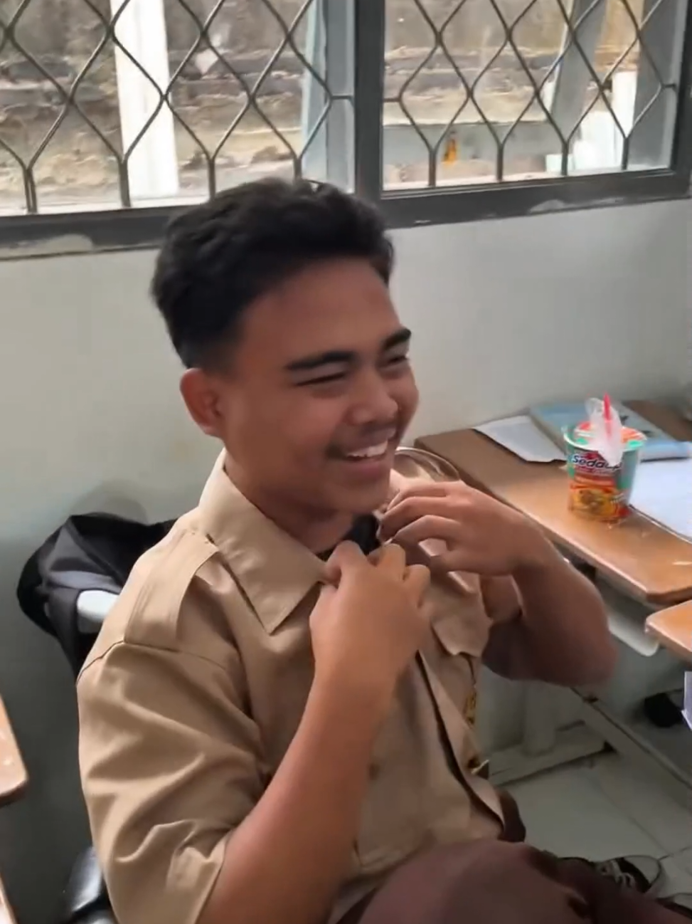 Terima kasih anak2ku 9K, kalian hebatt, selalu kompak dalam kebaikan.. #respect #9K #berbagikebahagiaan #sepatubaru @SMPN 1 Rajapolah Official @plethora.eleven 