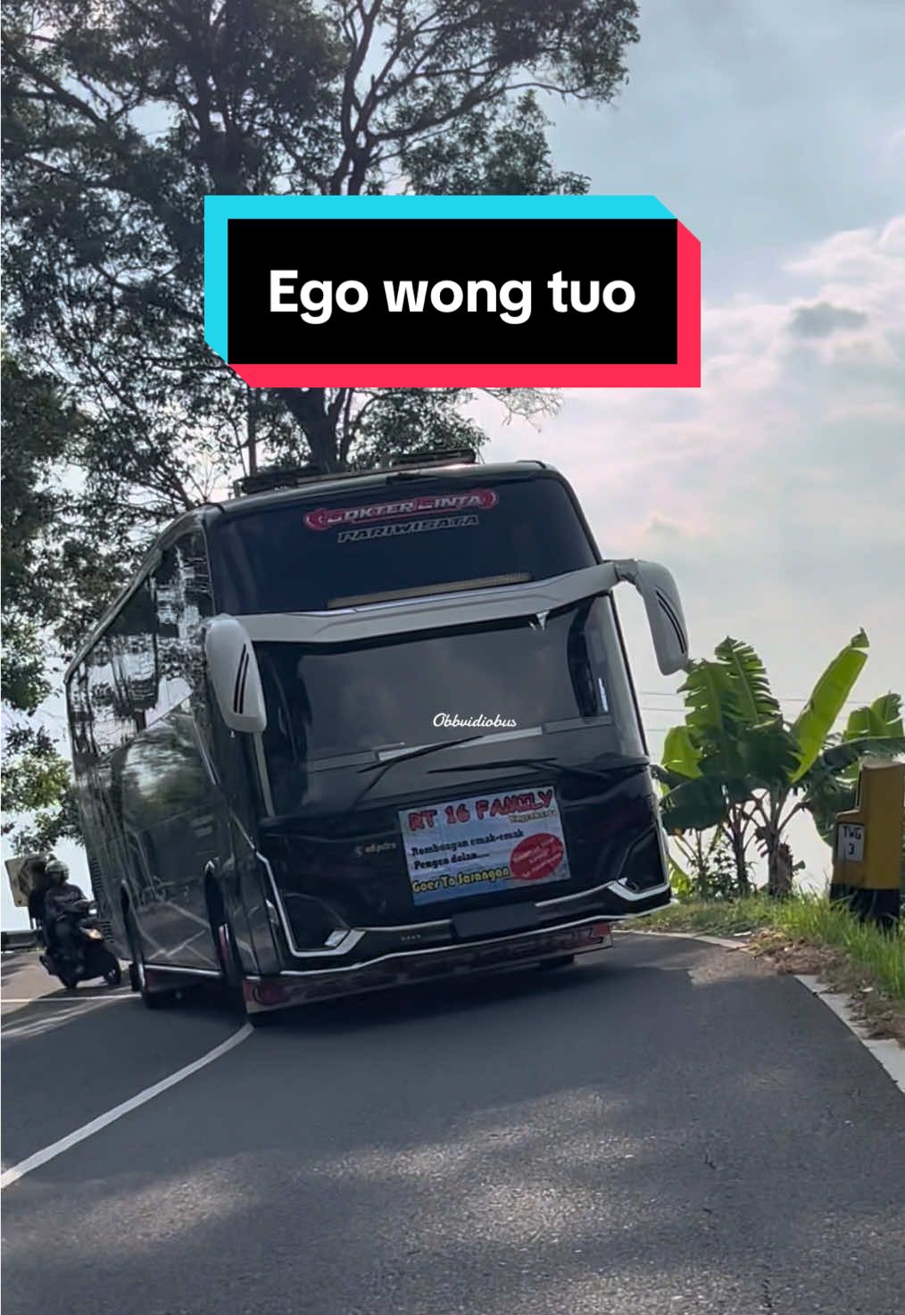 Ego wong Tuo New Manja ^^Dokter Cinta^^ @NewManjaTrans.official @Dokter Cinta_Official @Kevin Riqo Fernando #newmanja #fypbus #newmanjajogja #newmanjadoktercinta #kelok8tawangmangu @Royan_rajin_ngoyod3🚀 