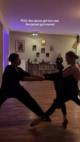 Wait till the end 👀 #latindance #dancesport #victoriasecretshows #creatorsearchinsights #dance 