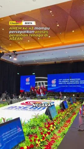 16 OKT 25: MALAYSIA berharap Mesyuarat Menteri-Menteri Tenaga ASEAN (AMEM) ke-43 mampu mempercepatkan proses peralihan tenaga sekali gus mencapai matlamat pelepasan sifar karbon di rantau Asia Tenggara menjelang tahun 2050-2060 Timbalan Ketua Setiausaha Tenaga Kementerian Peralihan Tenaga dan Transformasi (PETRA), Mareena Mahpudz berkata, mesyuarat disertai oleh menteri tenaga ASEAN itu kini sedang berlangsung di ibu negara bermula 14 Oktober sehingga esok. Jelasnya, ia melibatkan pembabitan 10 negara ASEAN, Timor Leste dan negara-negara maju seperti Amerika Syarikat, China, Korea Selatan serta Jepun, selain disertai oleh 1,000 orang peserta. Klik kotak hijau untuk berita lanjut 📰  #trendingnewsmalaysia #beritaditiktok #petra #amem #asean 