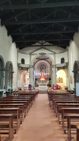 Bellissima città di Firenze tra le bellezze e arte di Toscana Chiesa di Santa Ambrogio #firenze #florenze #medici #famosi 