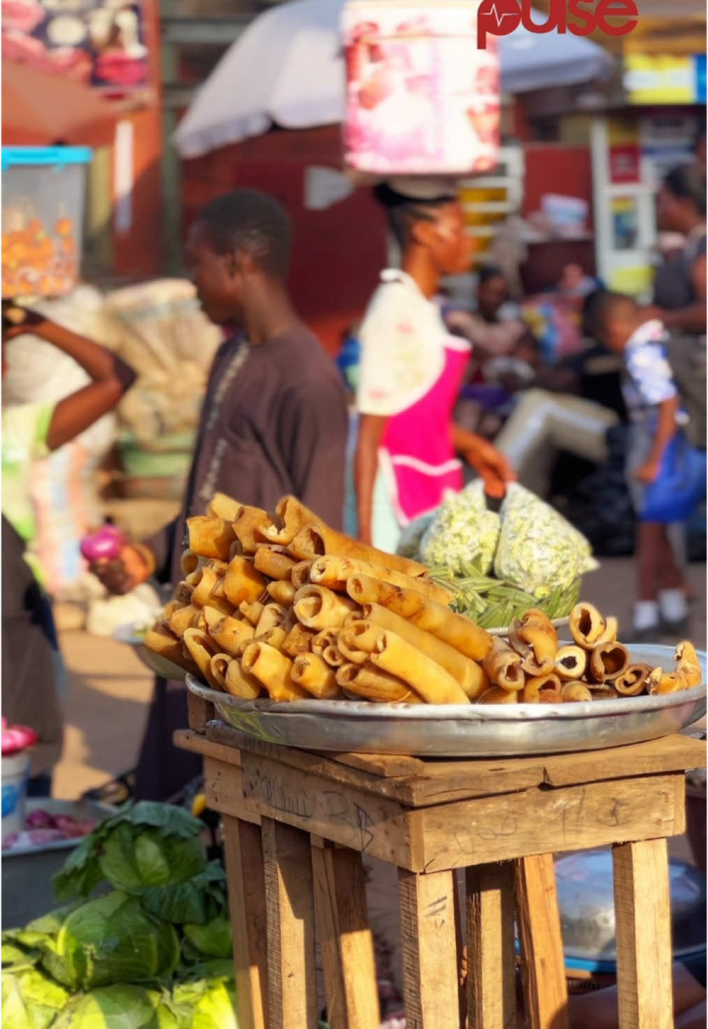 How Safe Is the Food You Eat? On World Food Day, we go beyond the plate to explore the safety of what’s being served. Street vendors share how they maintain hygiene in their daily operations, while a local pharmacist reveals a worrying trend—between 7 to 9 cases of food-related illness are recorded weekly, with patients seeking medication for symptoms linked to contaminated food. @Gideon Nicholas Day reports. #PulseNews #WorldFoodDay #ghanatiktok🇬🇭 