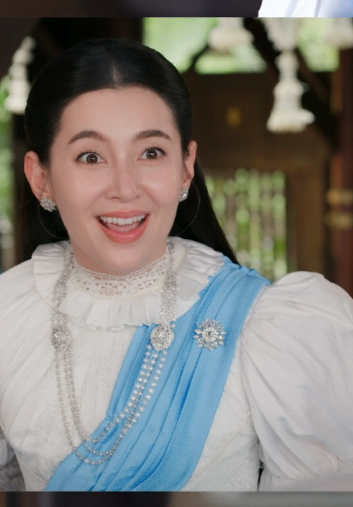 ไม่ต้องนั่งรอปาฏิหาริย์เหมือนนางคำดวง…  เพราะแค่มี “บ้าน” ก็ช่วยให้ฝันเป็นจริงได้นะคะ ด้วย สินเชื่อกรุงไทยบ้านแลกเงิน 🏠➡️💵 ✅ ดอกเบี้ยพิเศษคงที่ เริ่มต้น 3.49% ต่อปี* 6 เดือนแรก วงเงินสูงสุด 20 ล้านบาท . 📍 สมัครได้ที่กรุงไทยทุกสาขา 8 ก.ย. 68 - 30 พ.ย. 68 กู้เท่าที่จำเป็นและชำระคืนไหว *อัตราดอกเบี้ยที่แท้จริงตลอดอายุสัญญาอยู่ระหว่าง 6.52% - 6.77% ต่อปี (ณ วันที่ 8 ก.ย. 68) สมมติฐานการคำนวณมาจากอัตราดอกเบี้ย MLR = 6.50% ต่อปี (ณ วันที่ 15 ส.ค. 68) | อัตราดอกเบี้ยลอยตัวสามารถเปลี่ยนแปลงเพิ่มขึ้นหรือลดลงได้ ดูรายละเอียดการคำนวณเพิ่มเติมที่ www.krungthai.com | เงื่อนไขและหลักเกณฑ์การพิจารณาสินเชื่อเป็นไปตามที่ธนาคารกำหนด #กรุงไทย #Krungthai #สินเชื่อกรุงไทยบ้านแลกเงิน #บ้านแลกเงิน #ทุกความฝันบ้านช่วยให้ยิ้มได้ 