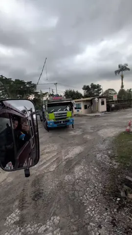 idola lah🤭🤭#fyp #viralvideo #viraltiktoksarawak #retuaibusepanjangjalan #viraltiktoksarawak @hakimitokk 