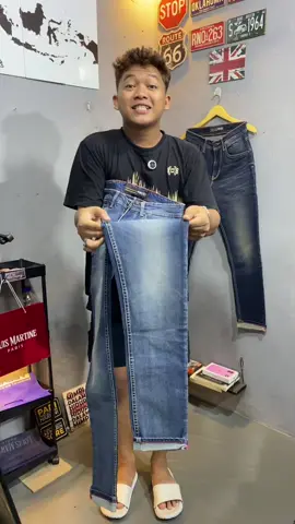 Tonton samapi habis bosku biar paham sama celana original!!🔥 #promoseruweekend #celanajeans #jeanspria #celanajeanspria #celanapria 