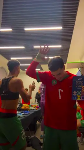 INSTAGRAM : YASSIR BRAS👈 YOU TUBE : YASSIR BRAST 👈 #fouryou#تيم_أيكونز#اكسبلور #البطولة_الوطنية_المغربية 