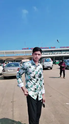 জীবনে সফল ওইতে ওইলে,,, ওবায় হামাই‌‌... যেছাবায় যাও😂🤣