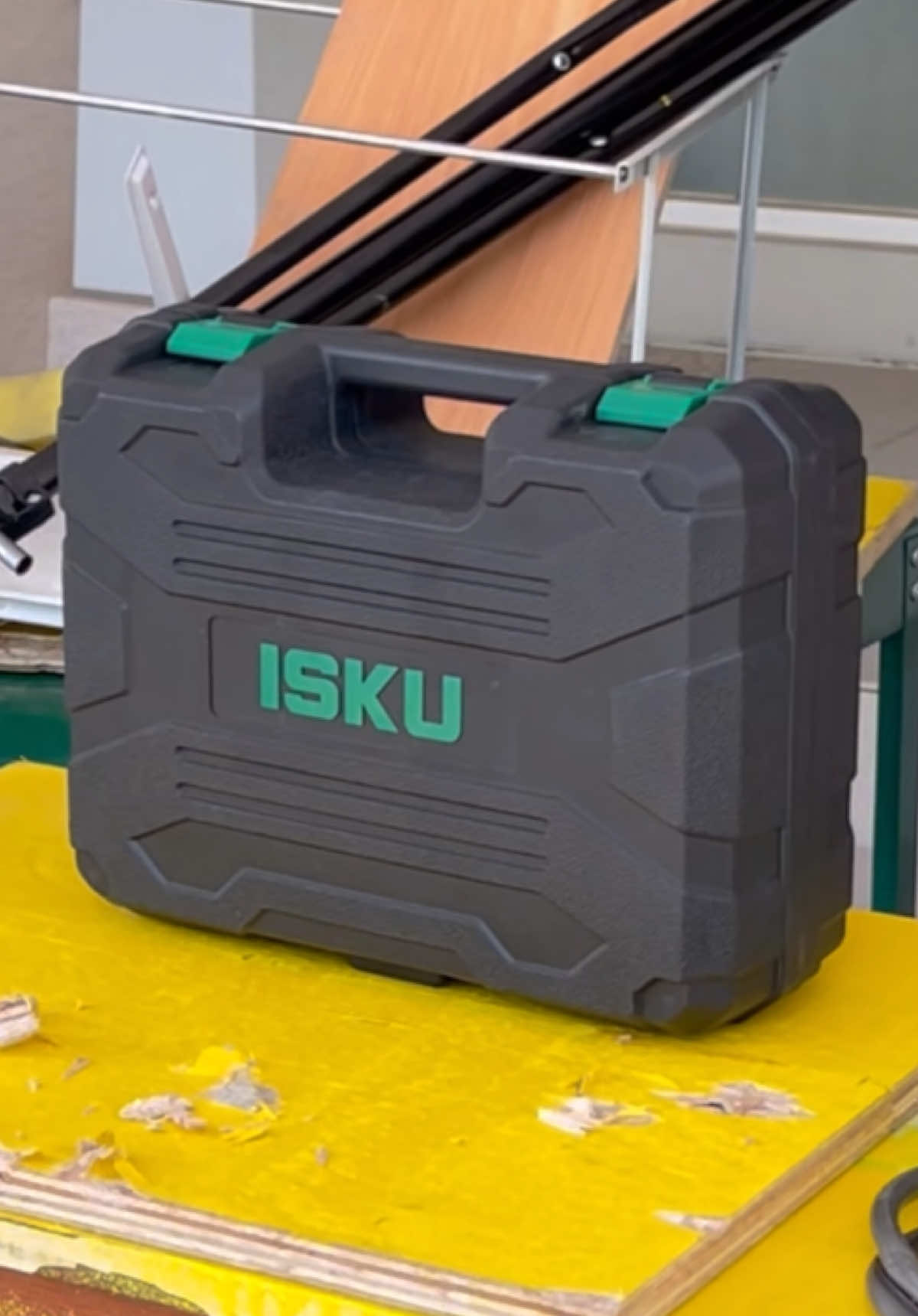 Alat cuci motor mobil cordless baterai 21 volt steam motor ✅✅✅ #iskutools #cucimotor #watergun 