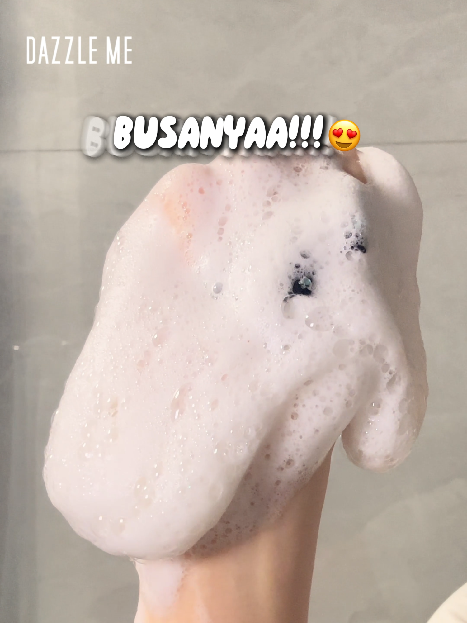 Cleanser 30ribuan tapi busanya bisa sebanyak ini?! 😍 #dazzleme #dazzlemebeauty #dazzlemeindonesia #dazzlememilkycleanser #milkycleanser #cleanser #niacinamide #brigtheningcleanser #powercleansing #hydratingcleanser #newarrival #viralcleanser