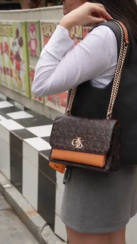 For the urban explorer, holding all of life's accidental delights.#OOTD #CK #bags #TikTokShop 