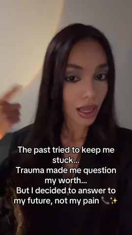 Your future is calling. Stop answering the past 📞✨ #glowupera #NewChapter #emotionalhealing #faithoverfear❤️❤️ #selfworth 