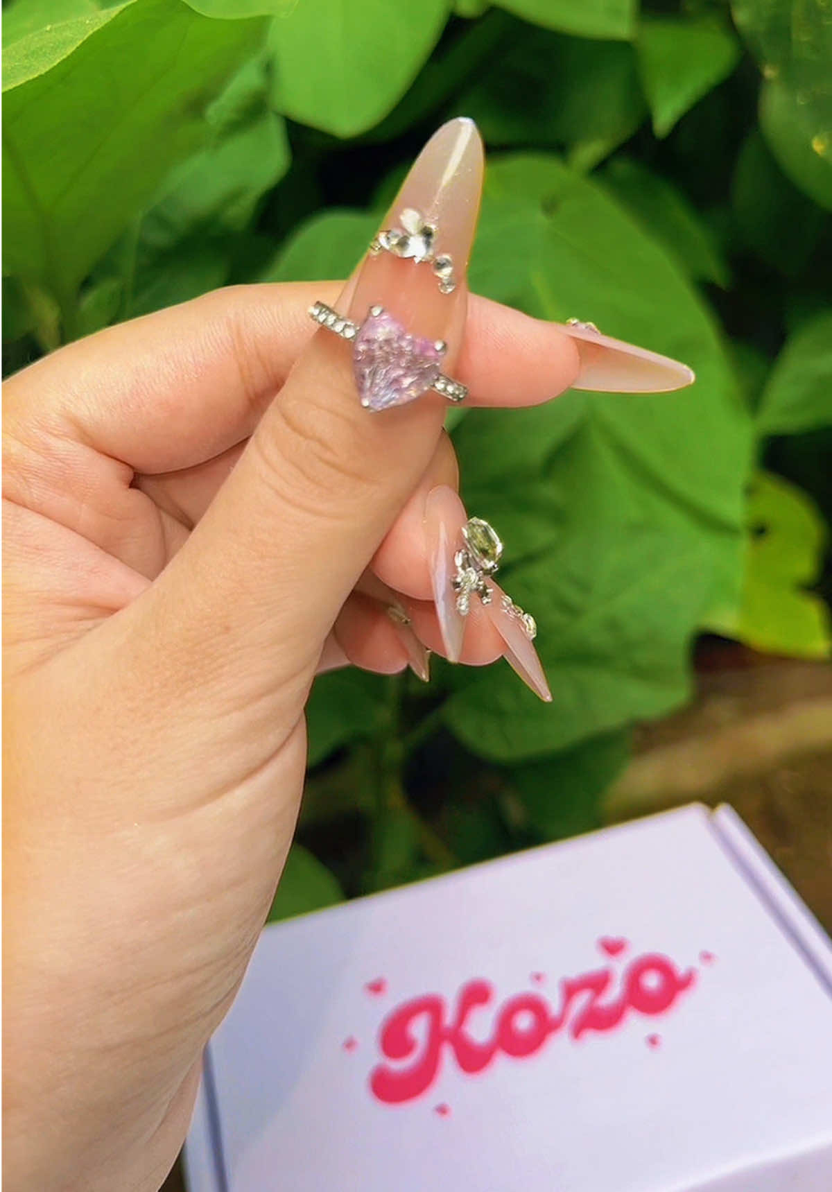 Ring and nails from @KOZO™ #CapCut #foryou #zoyakanwal4004 #1m #viral 