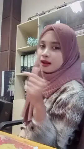 Oktober, O nya apa?