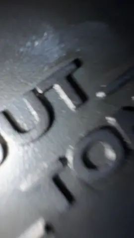 오케요 님들아 어바웃톤 파우더 3호를 샀는대 제 피부색보다 어두워요 어카죠ㅠㅠ 올영에서 발색 했을때는 분명 더 밝았는데ㅠㅠㅠ #화장 #화장품 #어바웃톤 #파우더 