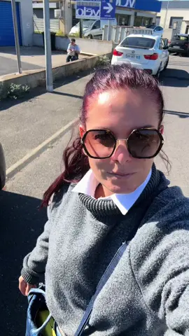 Une petite trouvaille sympathique pour entre 12h et 14h #beziers #pokebowl #halal #foodtruck #food @Maud Lorent Facebook ily s poke bowl