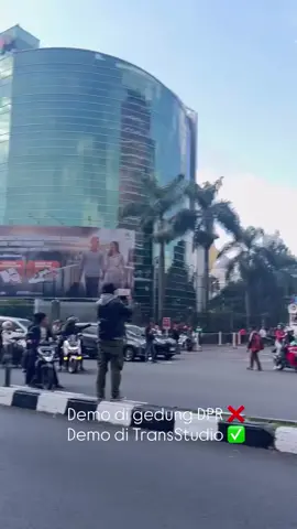 Demo antimainstream. #mamangbatman #bandunglagi #demo 