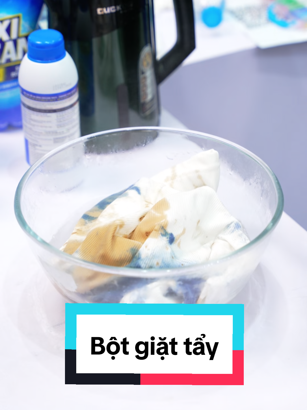 Tẩy sạch vết bẩn cứng đầu không khó như bạn nghĩ - Bột giặt tẩy đa năn Oxiclean #trending #xuhuong 