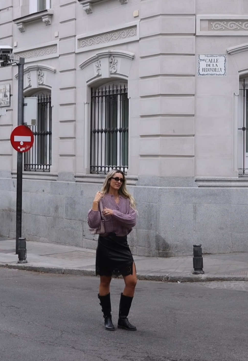 Ganas de frio para llevar cardigan de peluche ❄️🧸 @mollybracken_official #fyp #falloutfits #tendencias #outfitcheck #autumntrends 