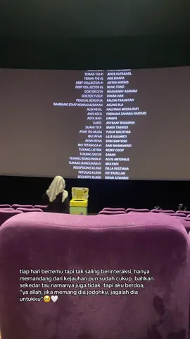 liat dia senyum aja udah cukup