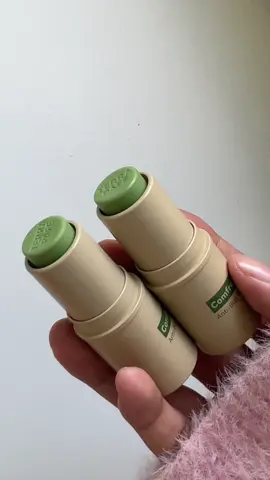 #บาล์มสมุนไพร #เทอร่าพาเฟ่บาล์มคอมเฟรย์ #ไมเกรน #ปวดหัว #fyp #ปวดขมับ #ยาดม #บาล์มเขียวลดไมเกรน 