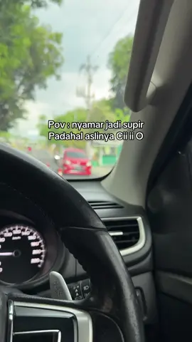 Terlalu mendalami peran 😭