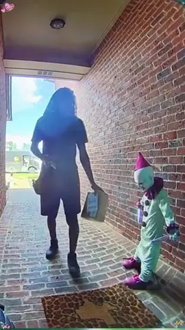 Doorbell of doom #funny #helloween #prank #courier #fyp