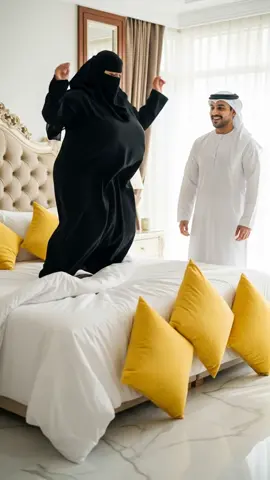 Morning excerise with funny husband jump excerise 🤭 #fatimah #saudia #saudiaarabia #riyadh #jeddah 