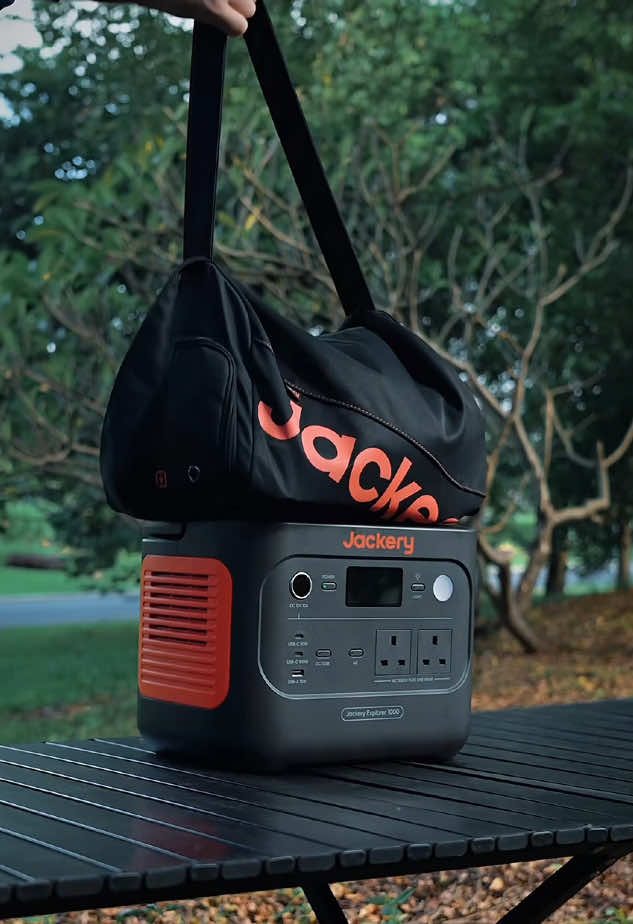 Fire. Food. Full power.🔋💚 Get your Jackery 1000 v2 now——enjoy the outdoor freedom and free Jackery Carrying Bag(worth £49🤩) #Jackery #powerstation #portablepower #fallessentials #outdoorgear 