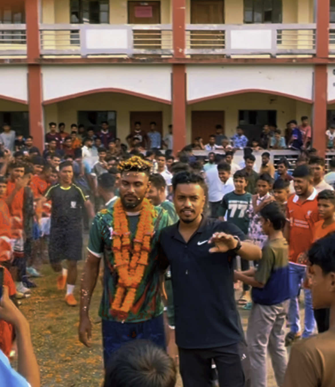 ফুটবলারের বিদায় @《➷༆𝐑𝐈𝐏𝐎𝐍࿐➷  #বনলতা #foryoupage #বন্ধুত্বের_বাঁধন #foryou #গ্রামের_মাঠ 