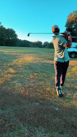 @Mateo Adolfo golf i want a swing like urs bro