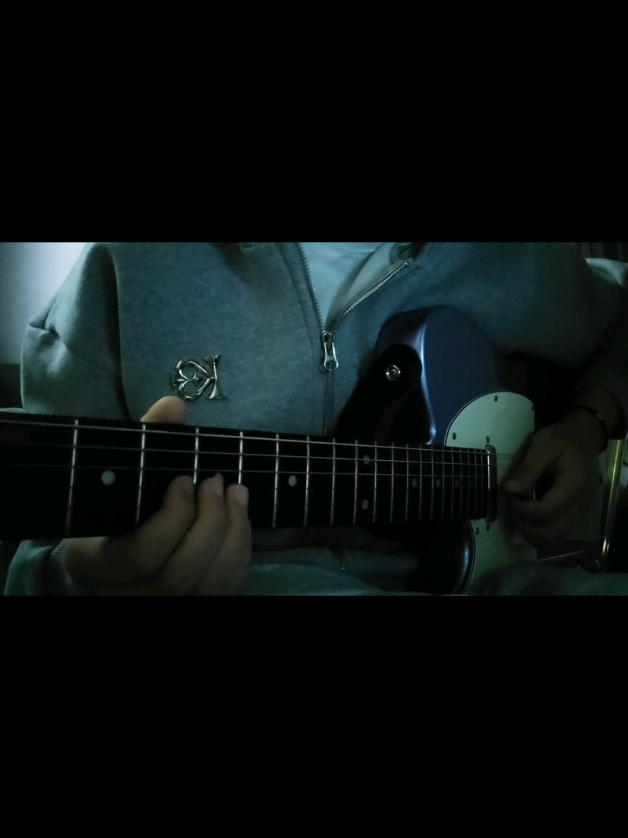 수호천사 언제 오는 거니..                                                                                          #homesick #약한영웅 #guitar #fyp #추천 