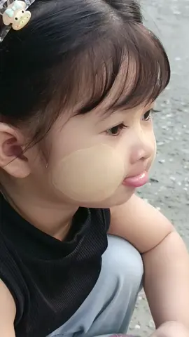 ဒီမျက်နာလေးပေါ်လဲဘာမှမဖြည့်နဲ့🖤😛#fyp #ပိုးထည်ဝါ #မမခေတ် #2နှစ်2လ #သနပ်ခါးလေးနဲ့ 