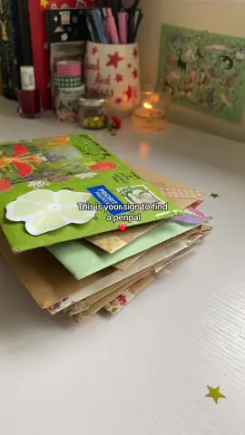 Very lucky to have the kindest penpals ever who I love writing to!🥹🫶🏻 #penpal #penpalletters #penpalideas #journaling #fyp 