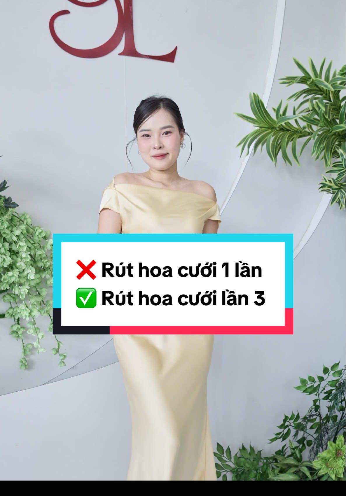 Khi vũ trụ nói: “Bình tĩnh, chưa tới lượt con đâu!” Rồi 10 giây sau: “Thôi được rồi, tới con nè!!! #nhadancuoi #mctrucnha #mcwedding #storytelling #moment 