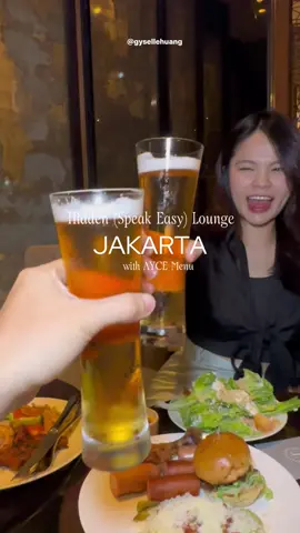 [SAVE] Speak Easy lounge di Jakarta tapi ada AYCE nya?  Paling males deh kalau ke lounge/bar, susah ngobrolnya soalnya 😭 Tapi aku nemu lounge yang speak easy (gampang buat ngobrol) sambil dengerin lagu. Cocok banget buat nge-date sama bawa temen sih kesini! 💵Nett Rp450.000  Lokasi di akhir video yaa #sheraton #sheratonjakarta #reviewerhotel #lobbylounge