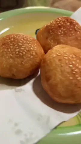 #ขนมปัง ขนมปังแป้งบาง ไส้แน่นๆ หอมๆ อร่อยมาก กินคู่กับนมหรือกาแฟ กินเจ กินมัง สายรักสุขภาพ สายคีโต ก็กินได้เลย เทศกาลกินเจใกล้เข้ามาแล้ว เตรียมตุนไว้เลย #ราคาดีบอกต่อ #อร่อยบอกต่อ #สินค้าขายดี #tiktokshop 