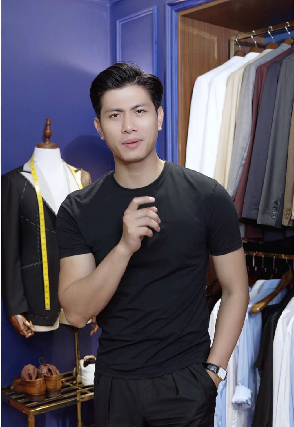Trong tủ đồ của Trọng đã có tới cả chục chiếc áo thế này rồi 😁 bạn thì sao ? #trantrong97 #dmen 