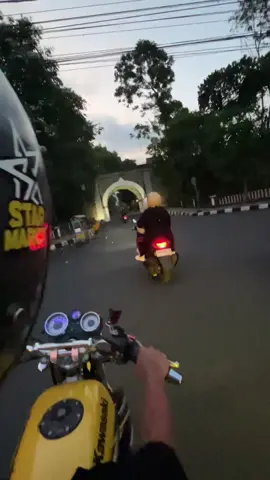jelas nyeni nek ngene🤭