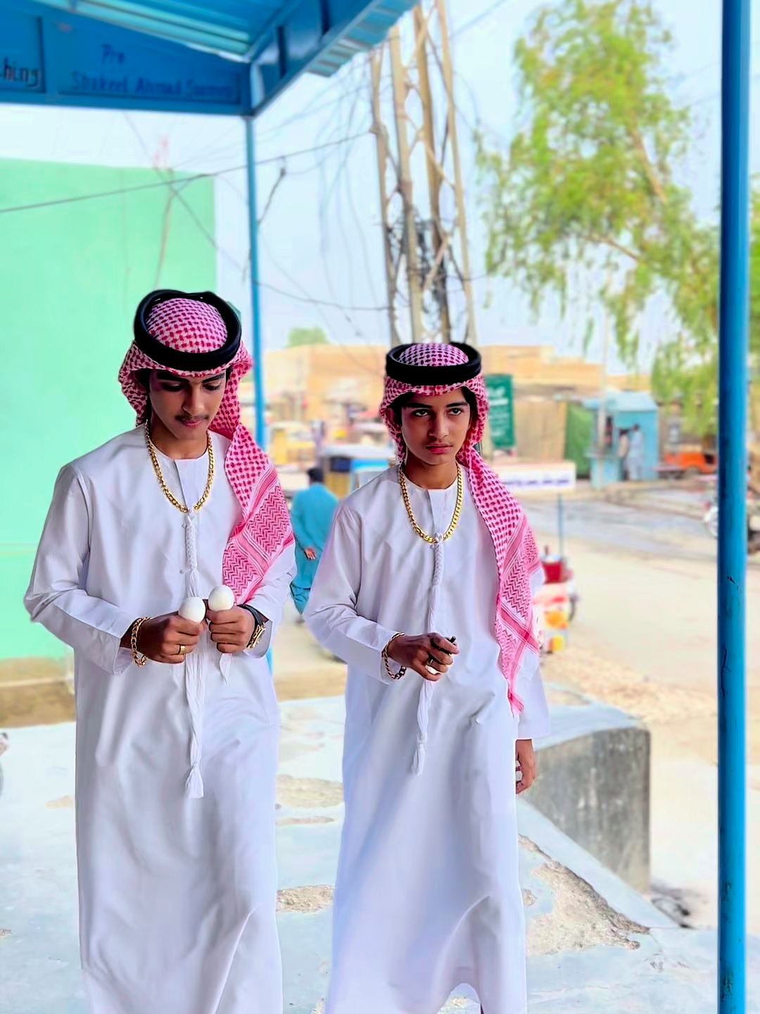 Chose an Egg And Win 5000 Ruppees 🤑#habibi_brothers #price #gifts #viral #challenge #winner