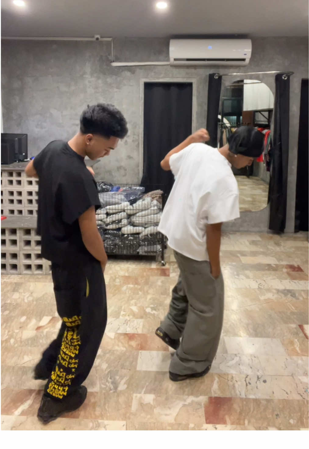 UNLOCK THIS SHI #fyp #viral #rakai 