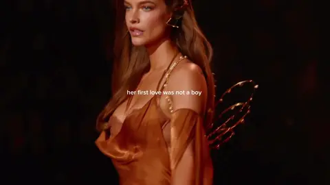 and it’s true #victoriassecret #vs2025 #fashion #Runway #models 