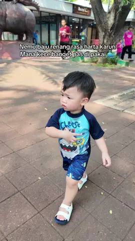 Baju renang ini terlalu sayang di skip bun #bajurenanganak 
